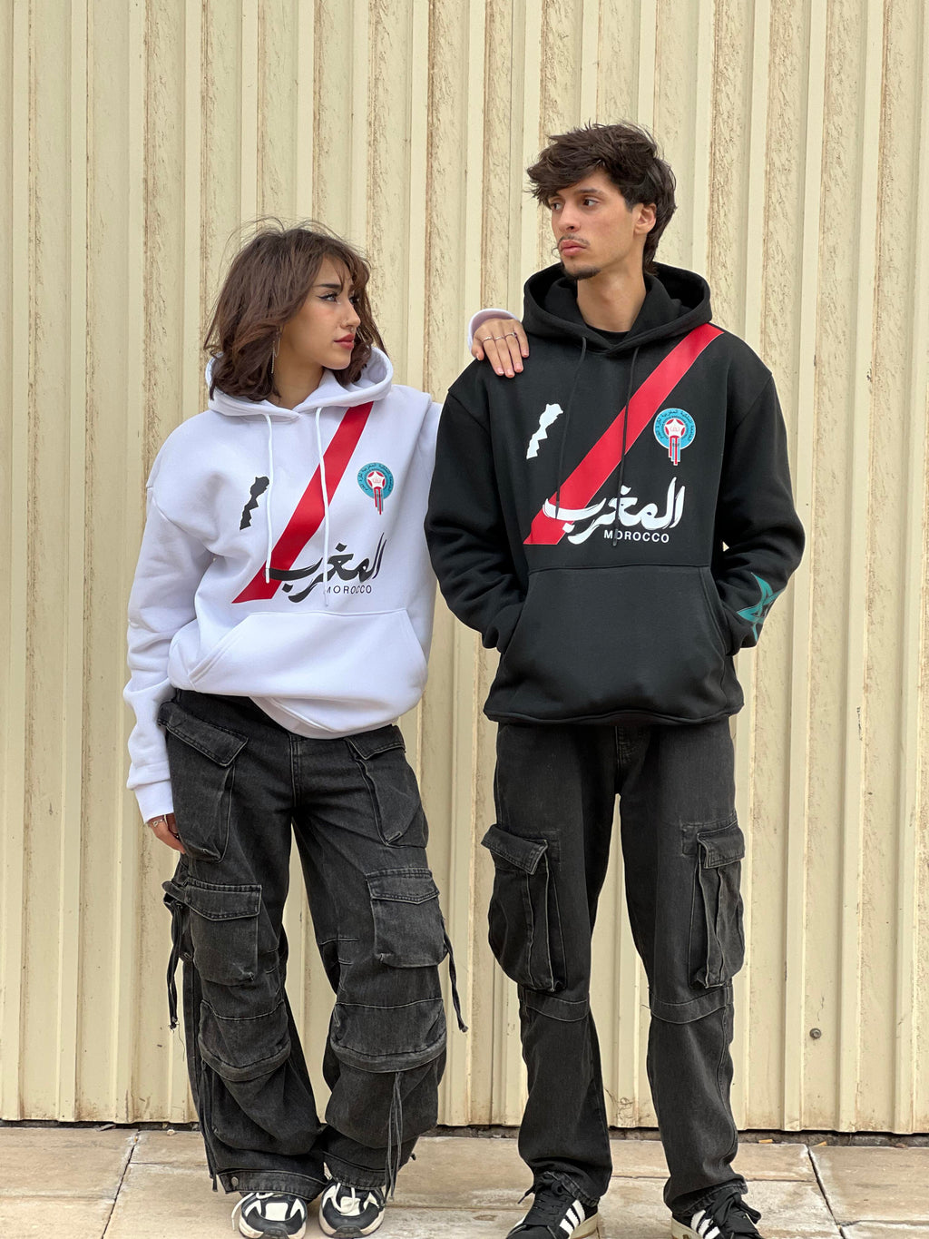 Sweat à Capuche "Héritage Maroc" - Édition Streetwear Unisexe (Noir & Blanc)